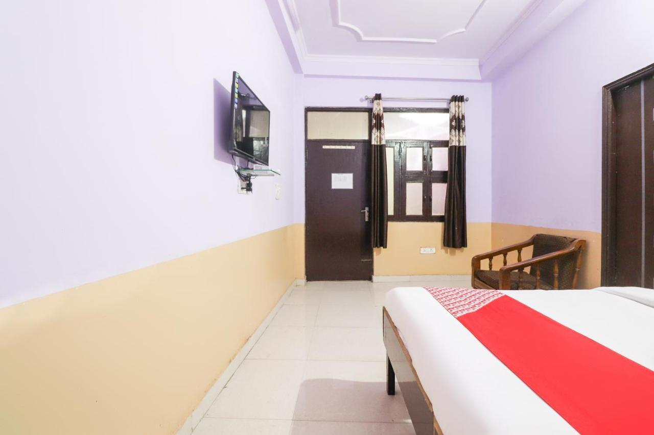 Indirapuram Hotel O Sunrise Inn מראה חיצוני תמונה