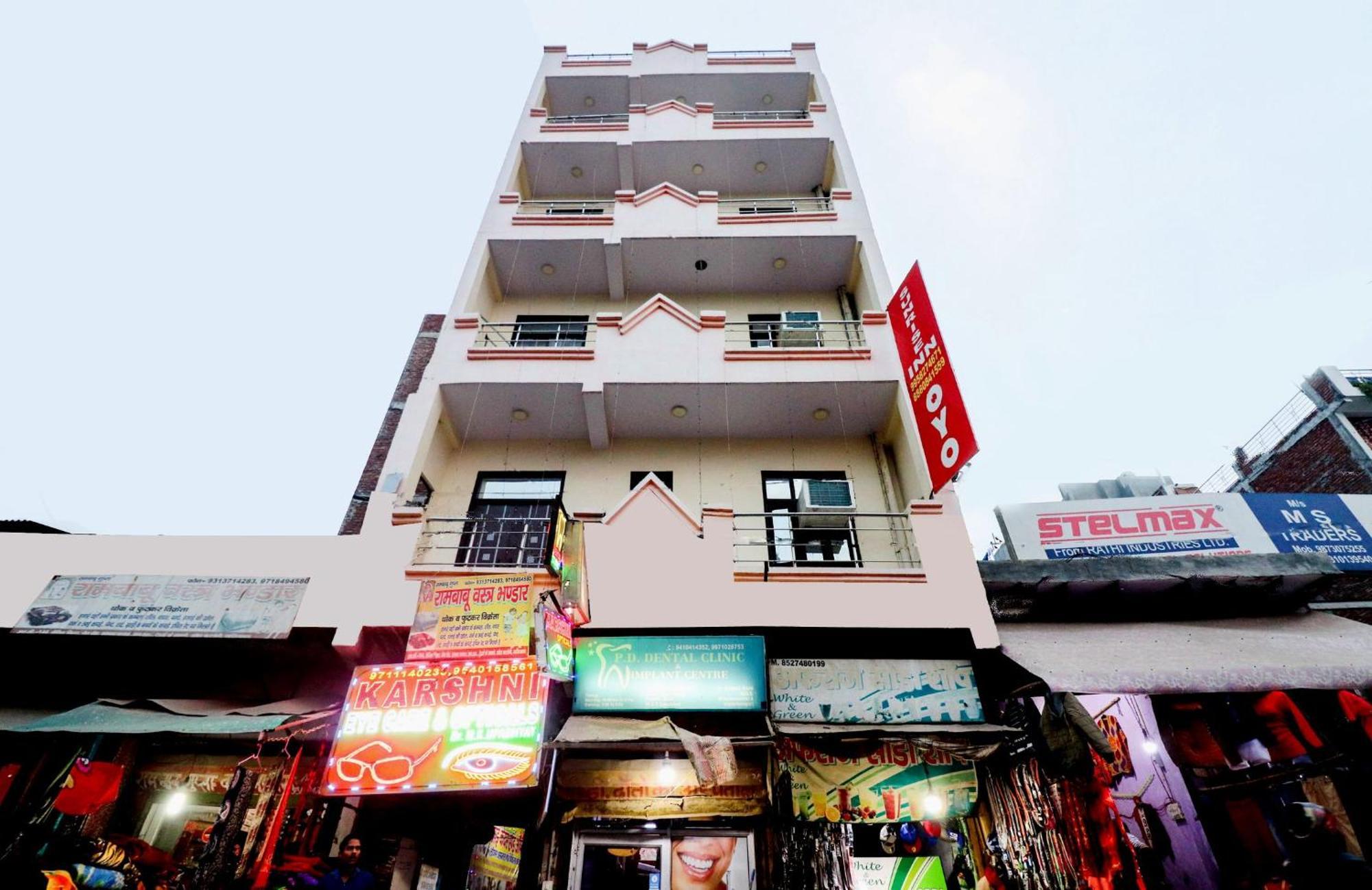 Indirapuram Hotel O Sunrise Inn מראה חיצוני תמונה