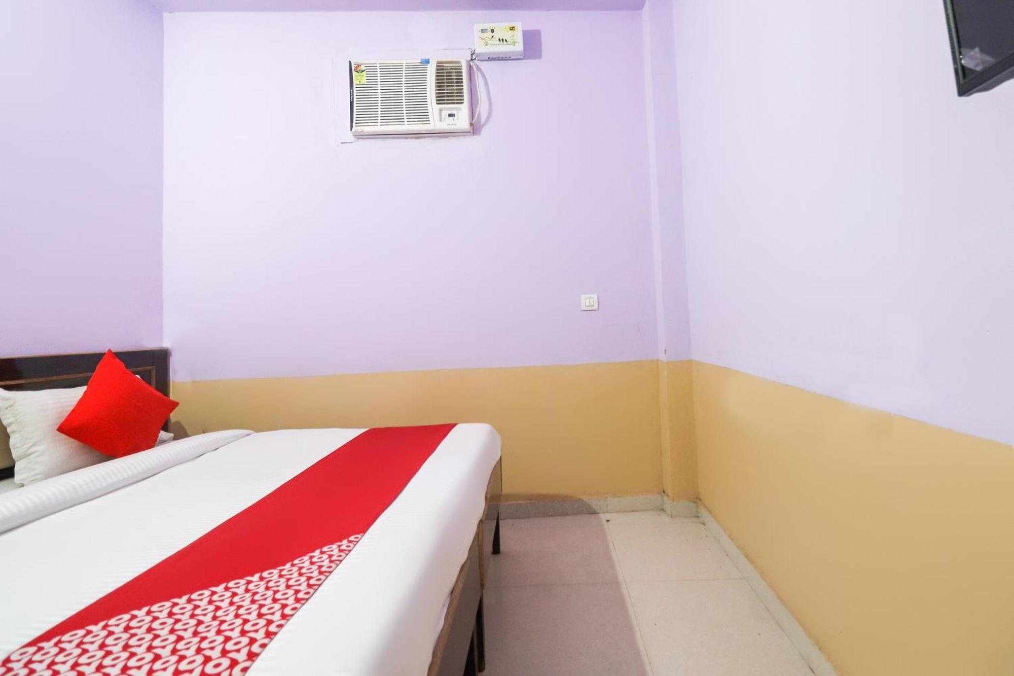 Indirapuram Hotel O Sunrise Inn מראה חיצוני תמונה