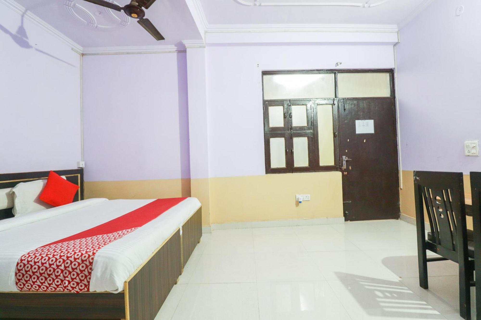 Indirapuram Hotel O Sunrise Inn מראה חיצוני תמונה